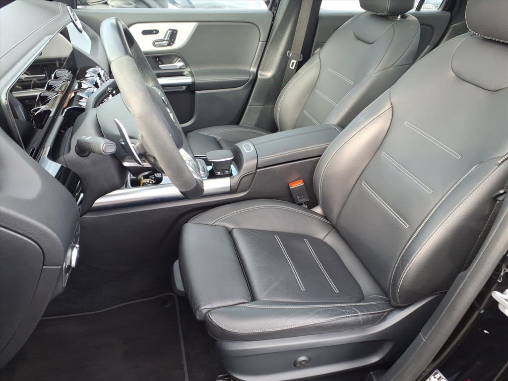 Mercedes-Benz GLA AMG GLA 45 4MATIC SUV 2023