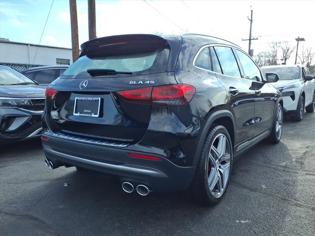 Mercedes-Benz GLA AMG GLA 45 4MATIC SUV 2023