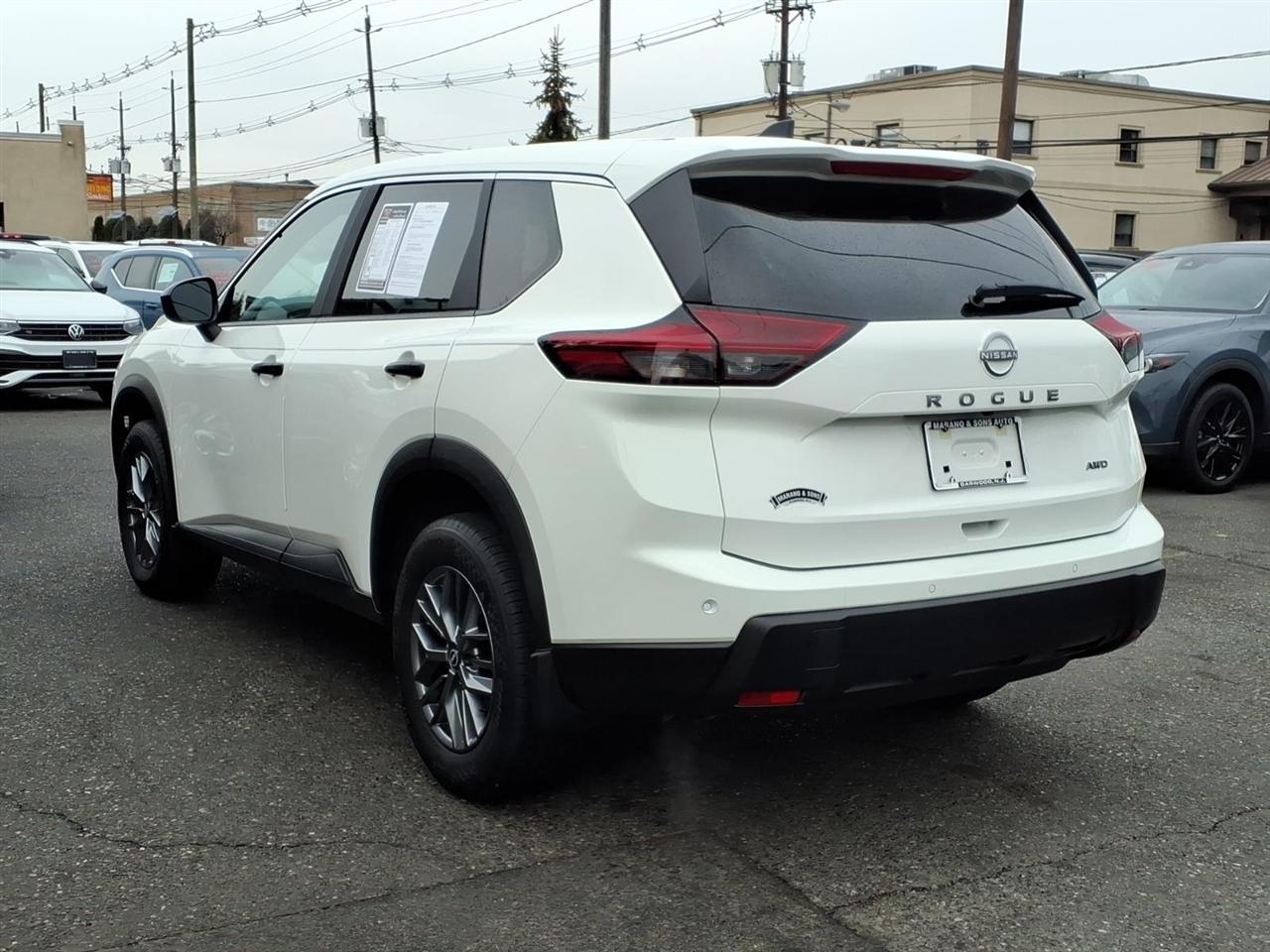 Nissan Rogue AWD S *Ltd Avail* 2026
