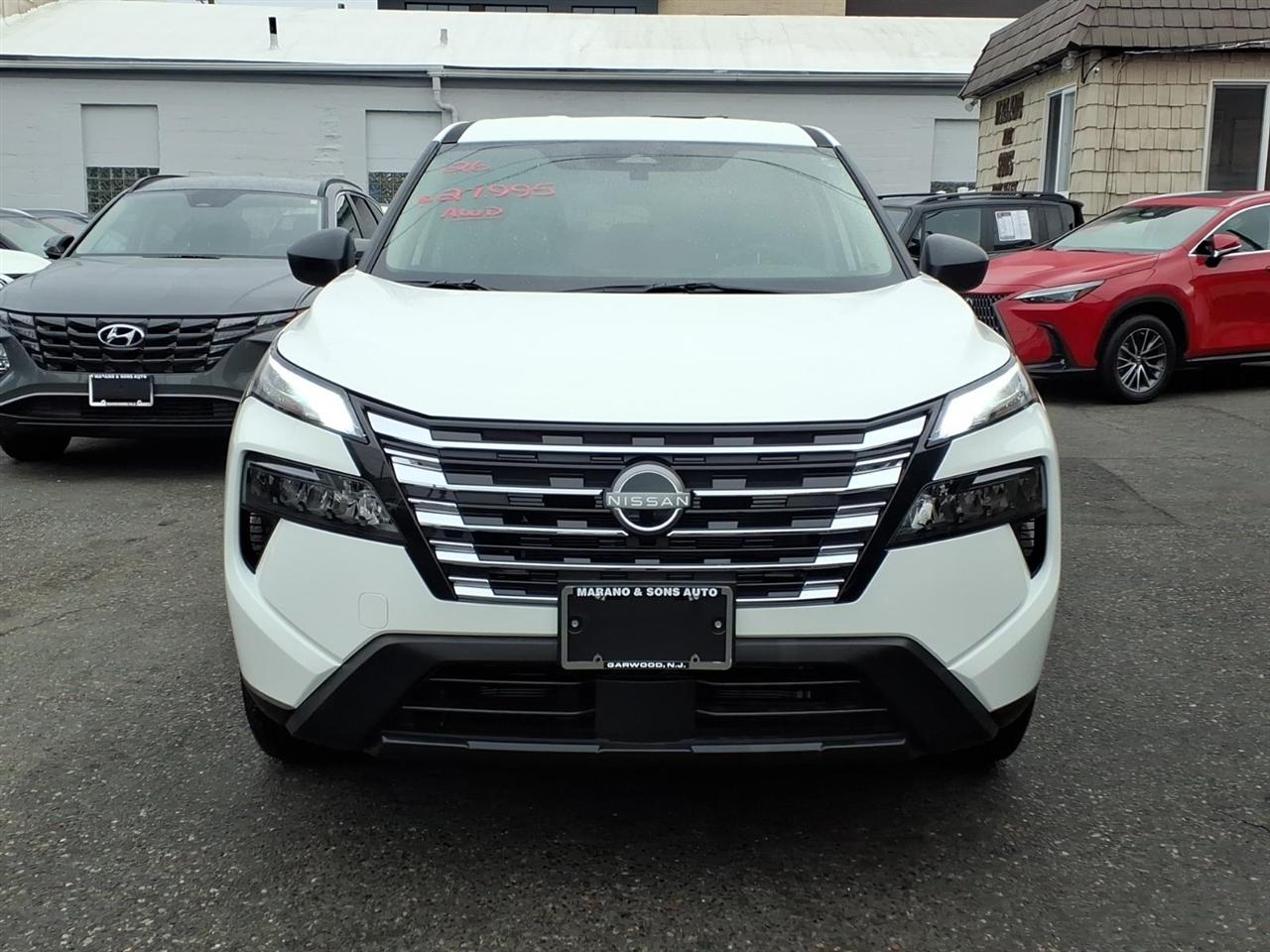 Nissan Rogue AWD S *Ltd Avail* 2026