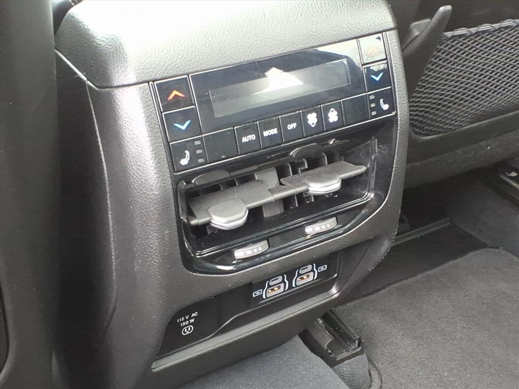 Jeep Grand Cherokee Overland 4x4 2023