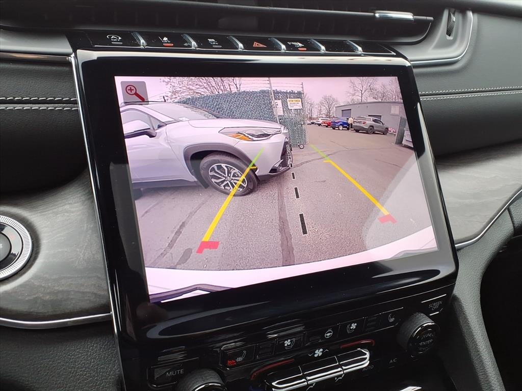 Jeep Grand Cherokee Overland 4x4 2023