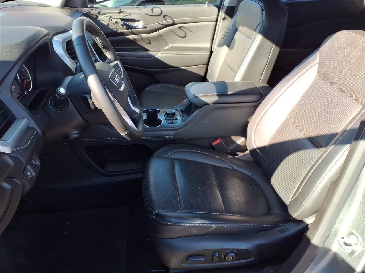 GMC Acadia AWD 4dr SLT 2023