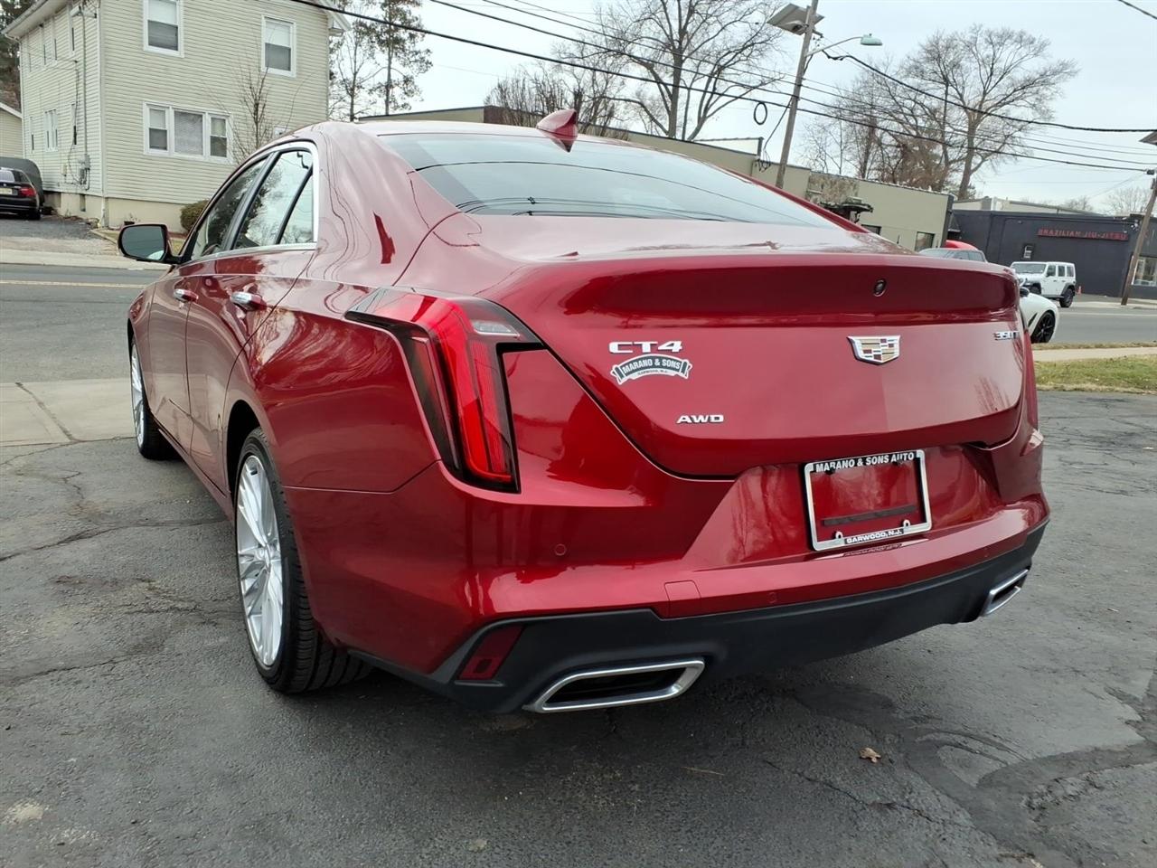 Cadillac CT4 4dr Sdn Premium Luxury 2023