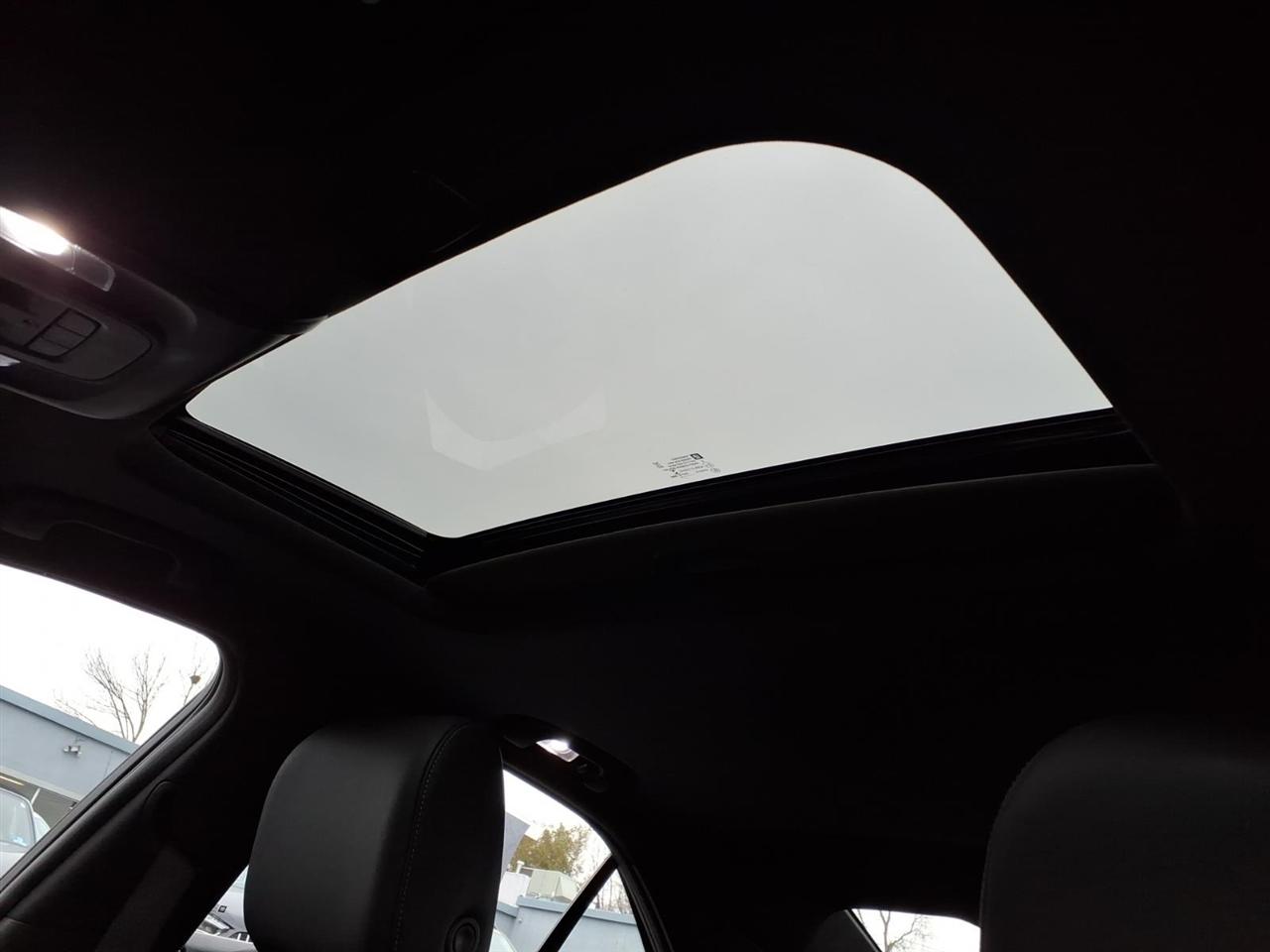 Cadillac CT4 4dr Sdn Premium Luxury 2023