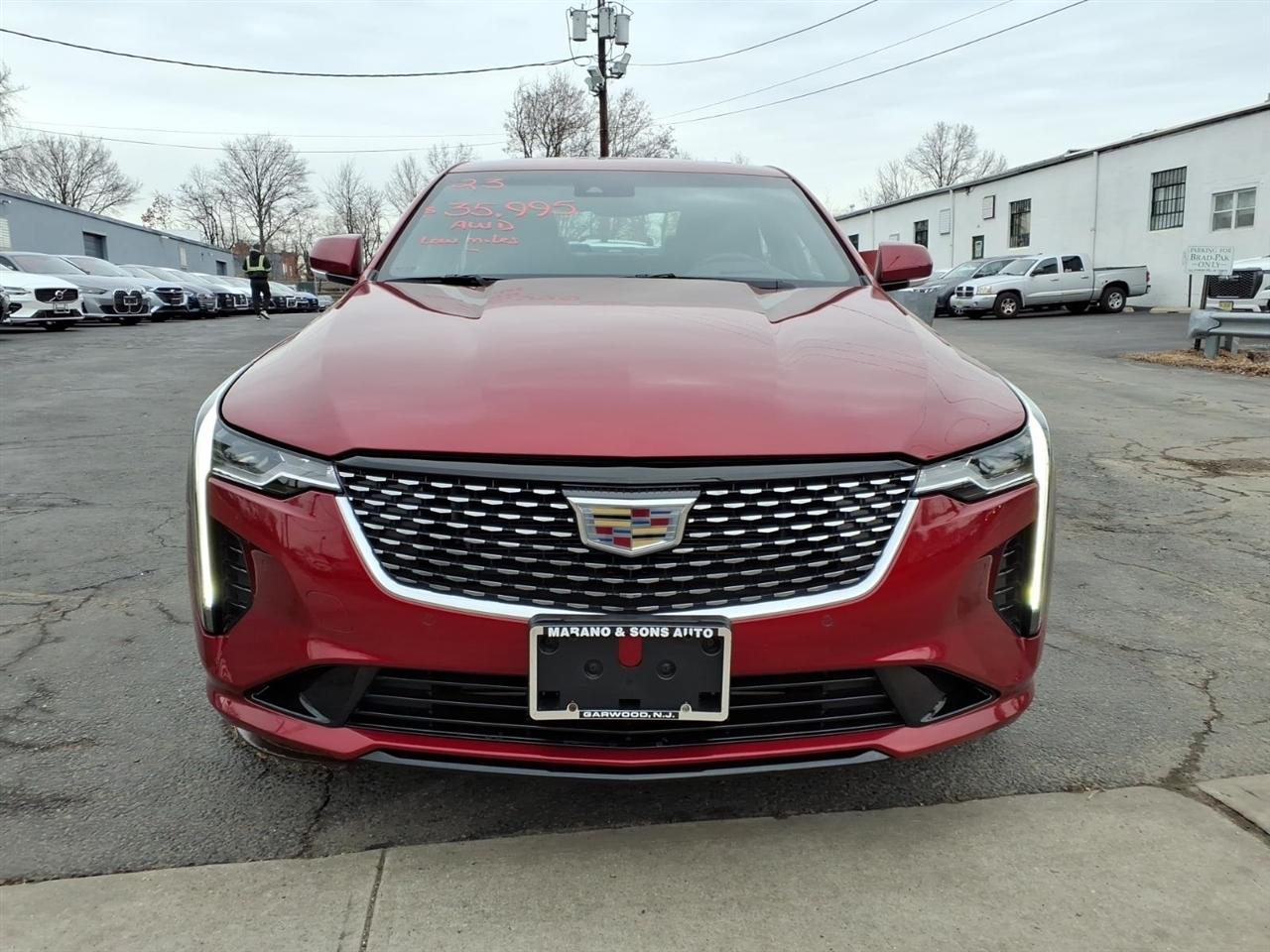 Cadillac CT4 4dr Sdn Premium Luxury 2023
