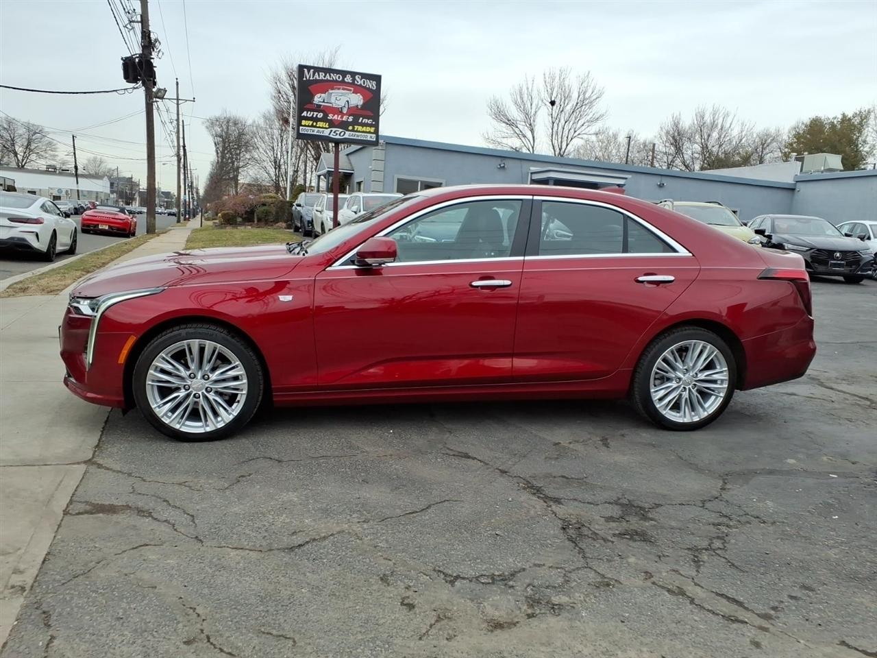 Cadillac CT4 4dr Sdn Premium Luxury 2023