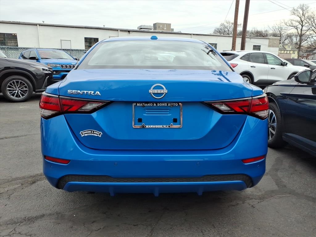 Nissan Sentra SV CVT 2025