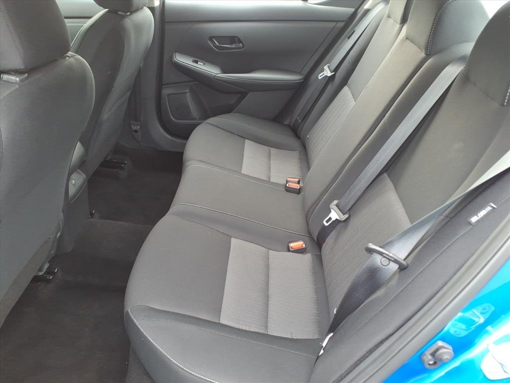 Nissan Sentra SV CVT 2025