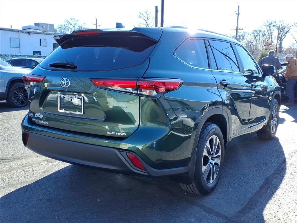 Toyota Highlander XLE 4D SUV AWD 2023