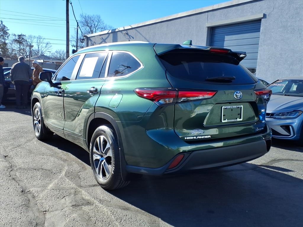 Toyota Highlander XLE 4D SUV AWD 2023