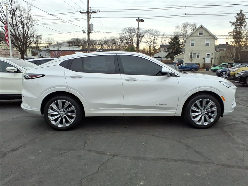 Buick Envista FWD 4dr Avenir 2025