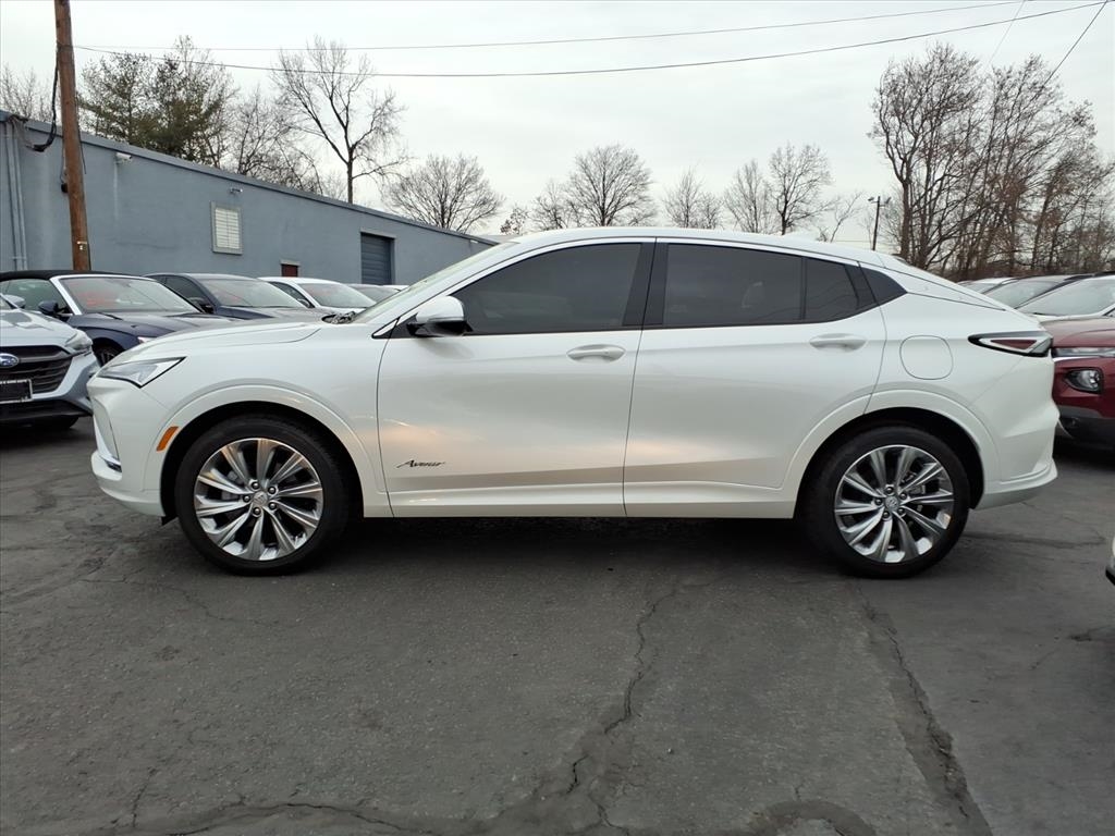 Buick Envista FWD 4dr Avenir 2025
