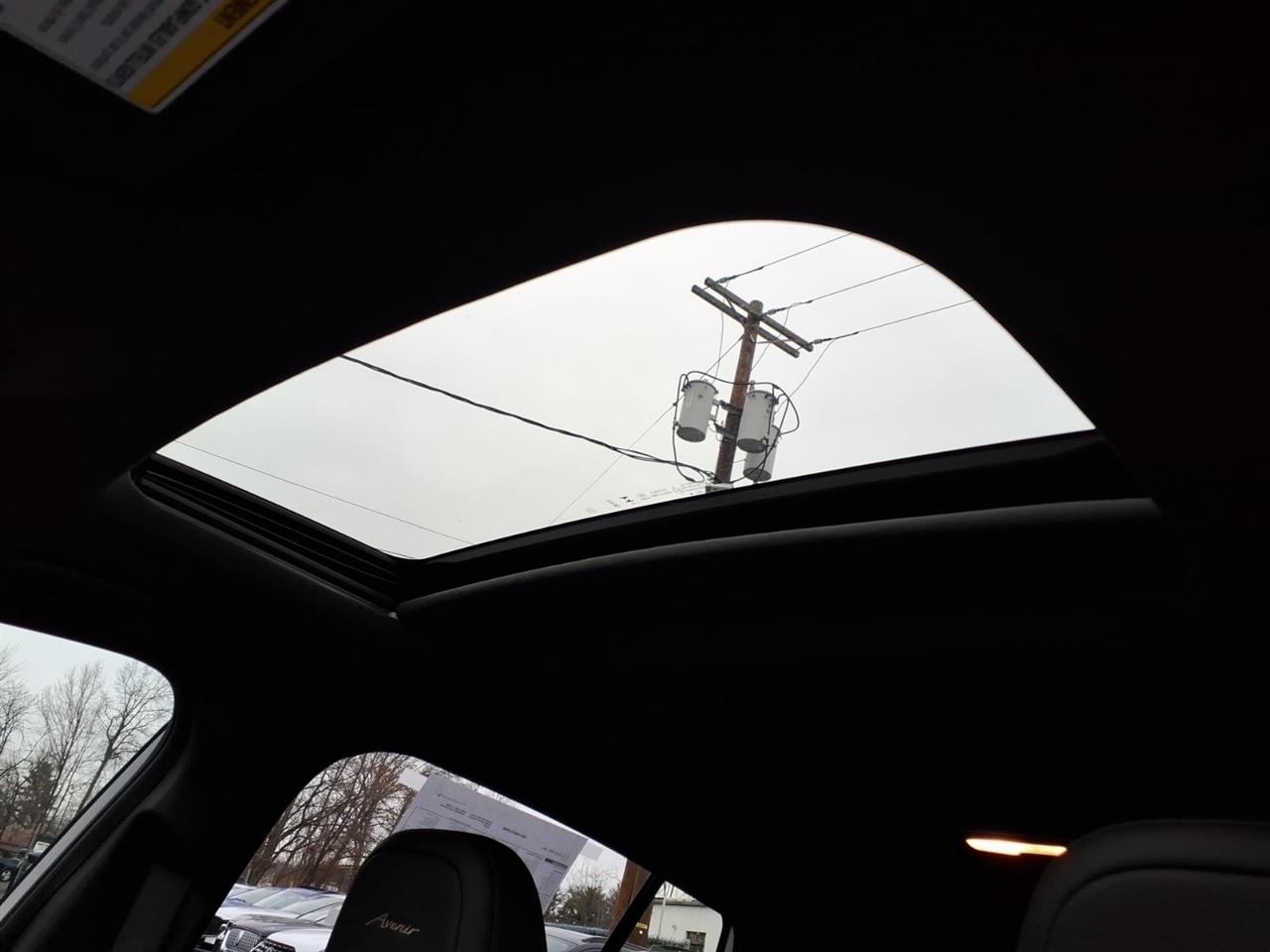 Buick Envista FWD 4dr Avenir 2025