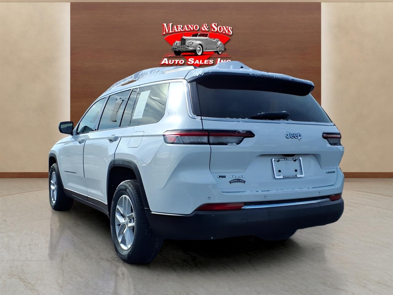 Jeep Grand Cherokee L Laredo 4x4 2022