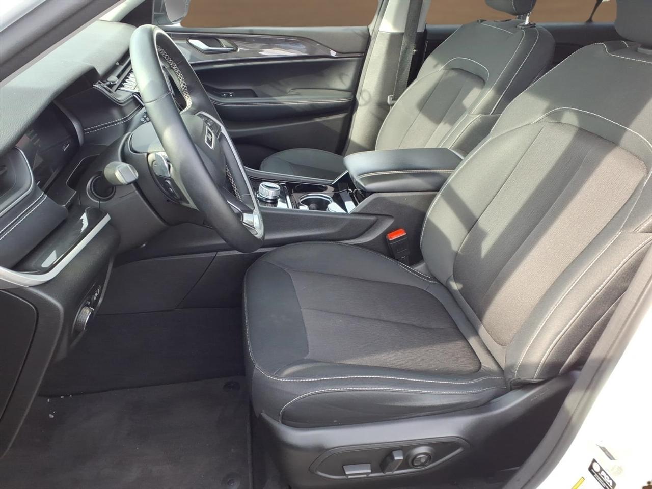 Jeep Grand Cherokee L Laredo 4x4 2022