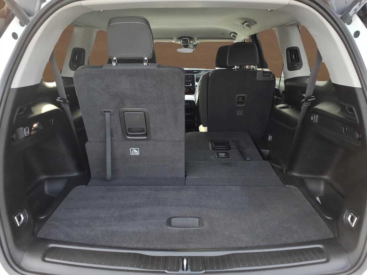 Jeep Grand Cherokee L Laredo 4x4 2022