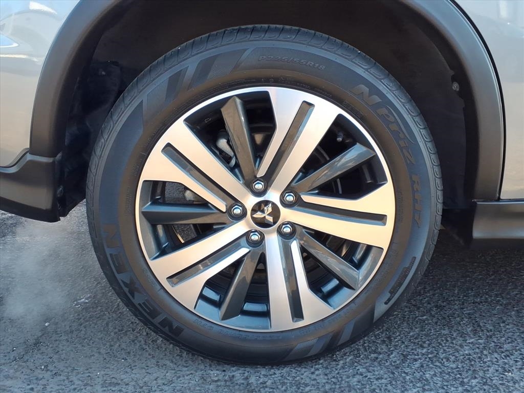 Mitsubishi Outlander Sport ES 2.0 CVT 2021