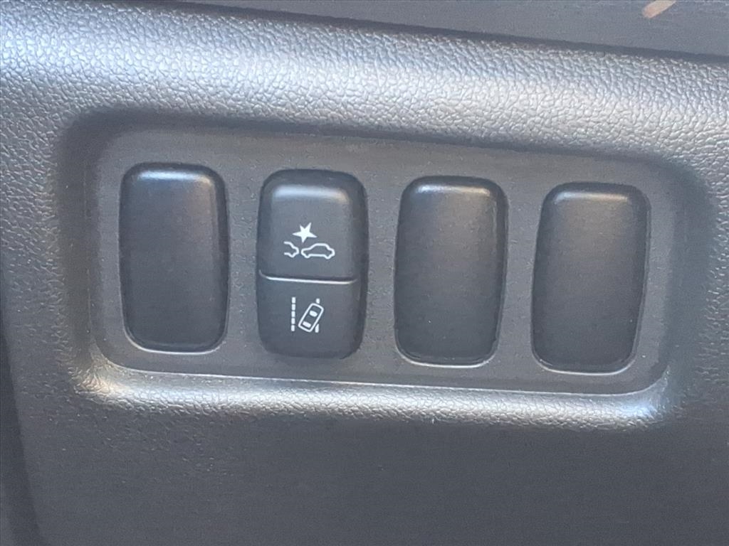 Mitsubishi Outlander Sport ES 2.0 CVT 2021