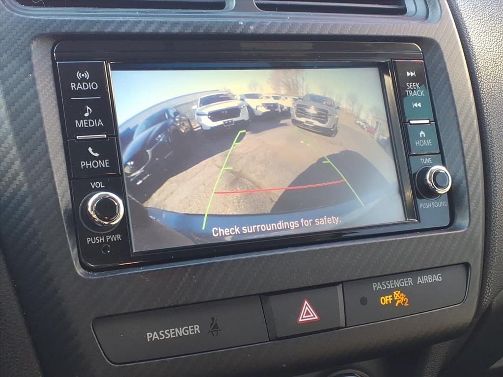 Mitsubishi Outlander Sport ES 2.0 CVT 2021