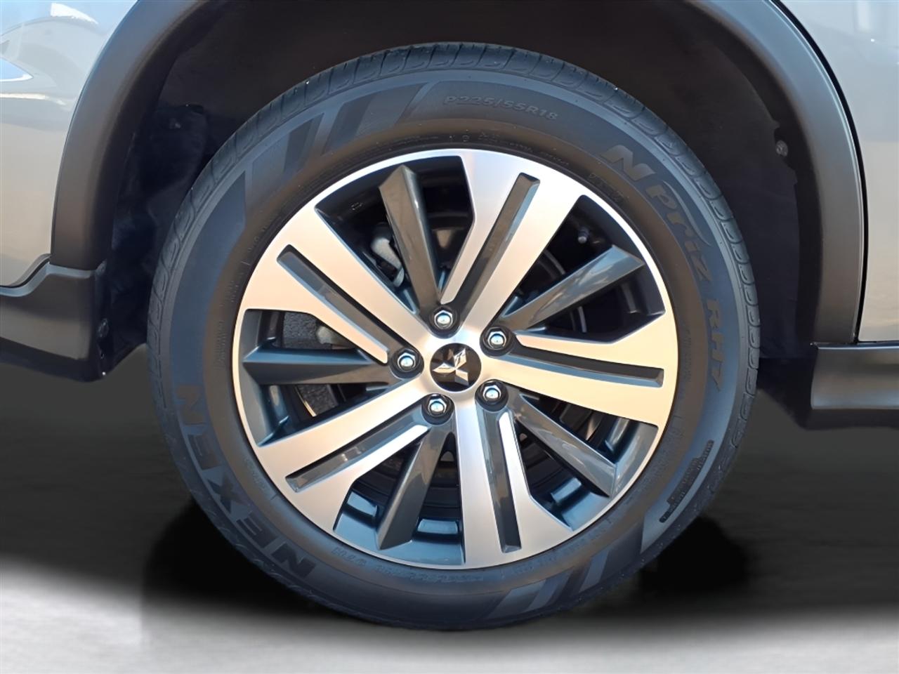 Mitsubishi Outlander Sport ES 2.0 CVT 2021