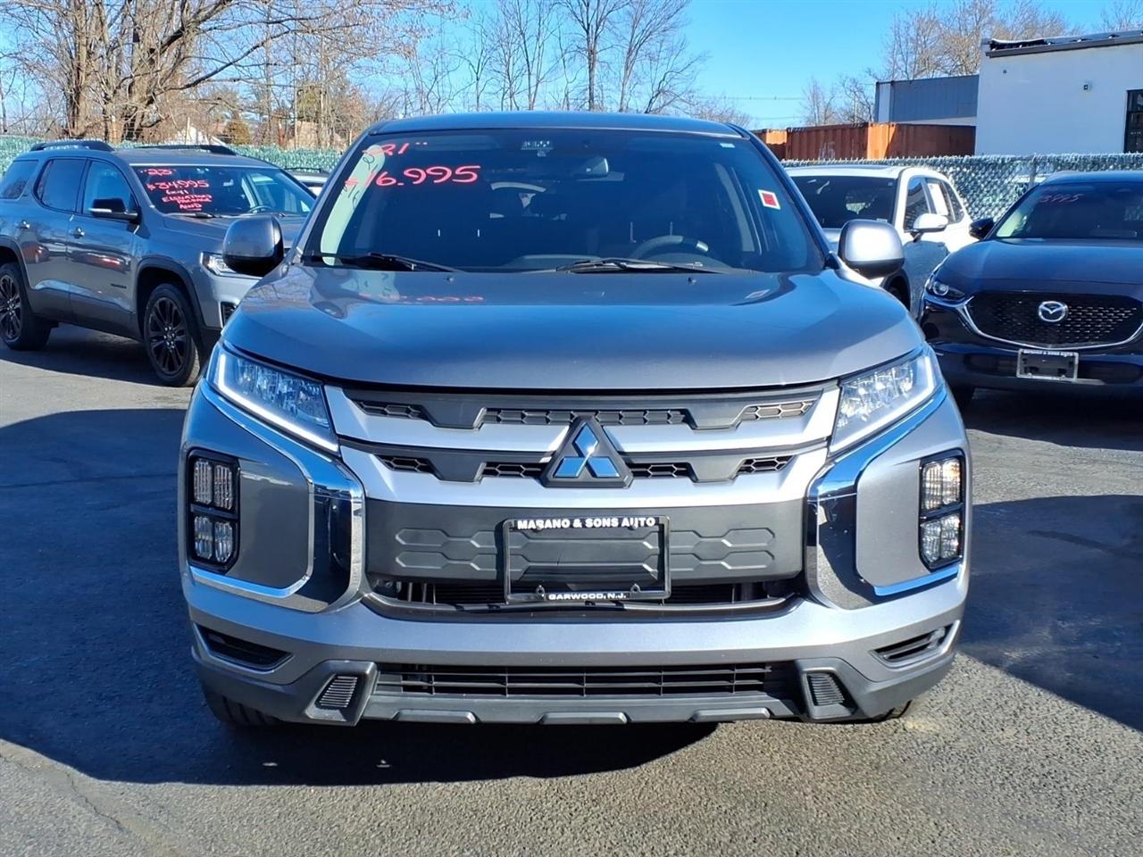 Mitsubishi Outlander Sport ES 2.0 CVT 2021