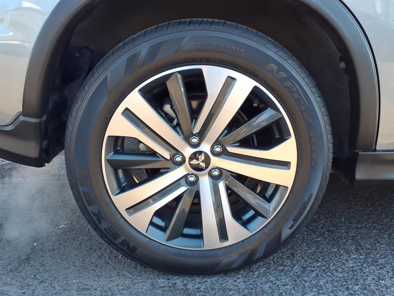 Mitsubishi Outlander Sport ES 2.0 CVT 2021