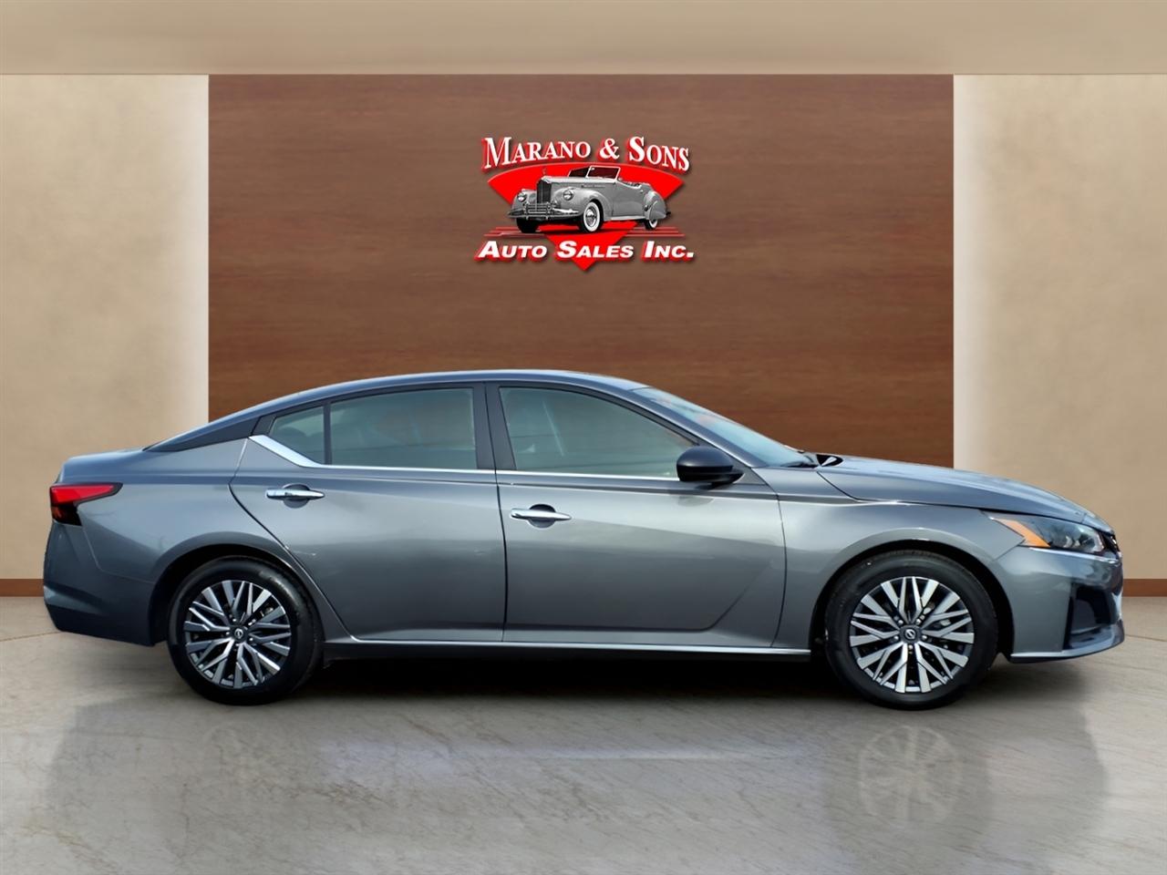 Nissan Altima SV FWD 2025