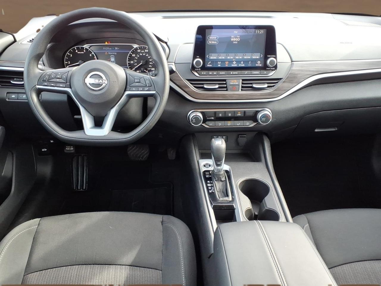 Nissan Altima SV FWD 2025