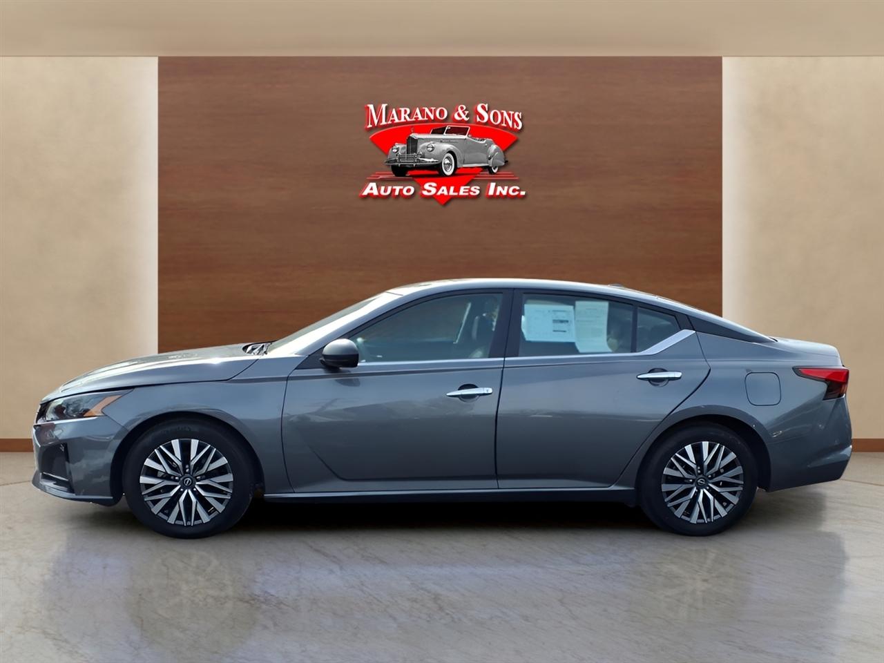 Nissan Altima SV FWD 2025