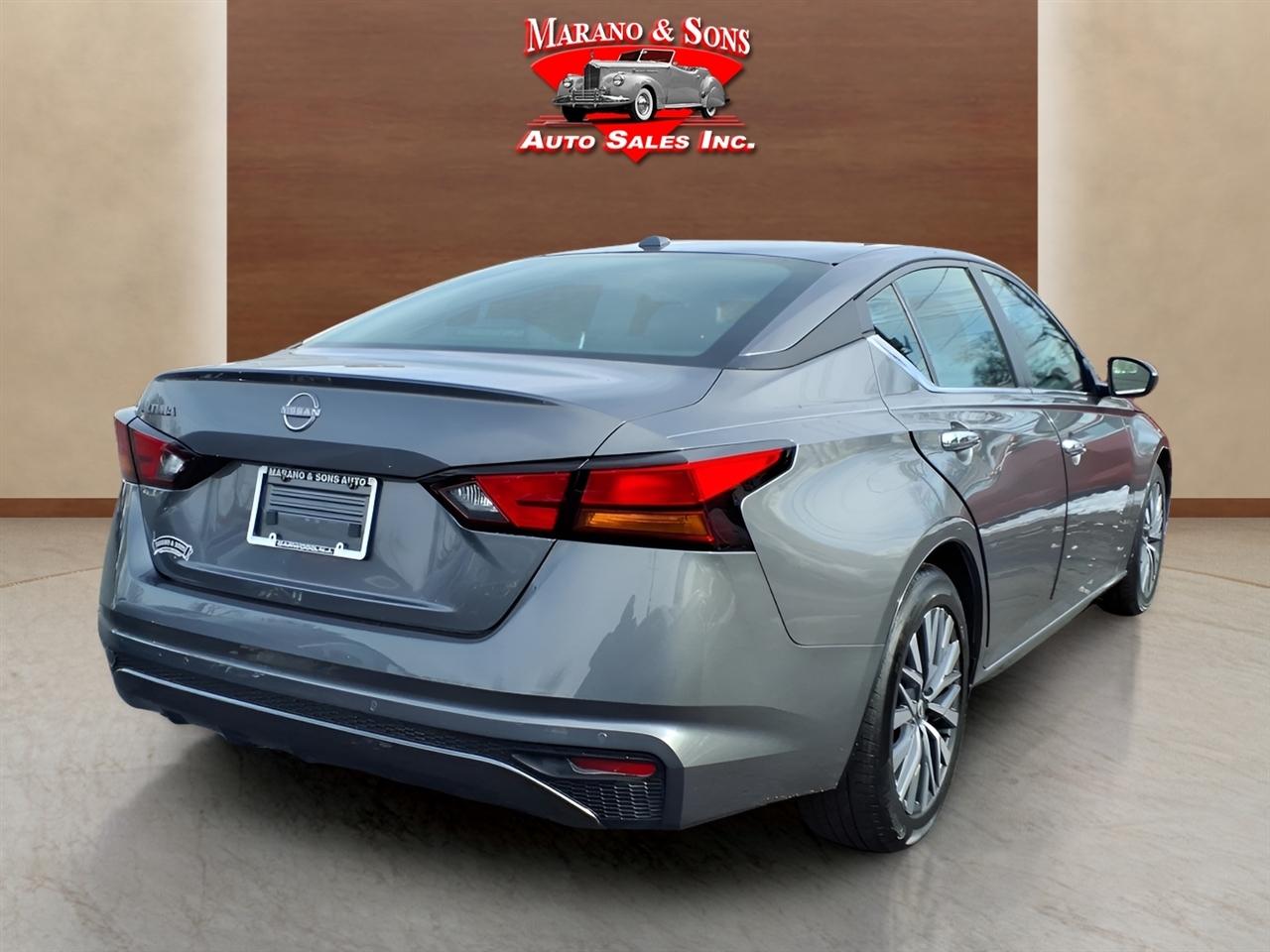 Nissan Altima SV FWD 2025