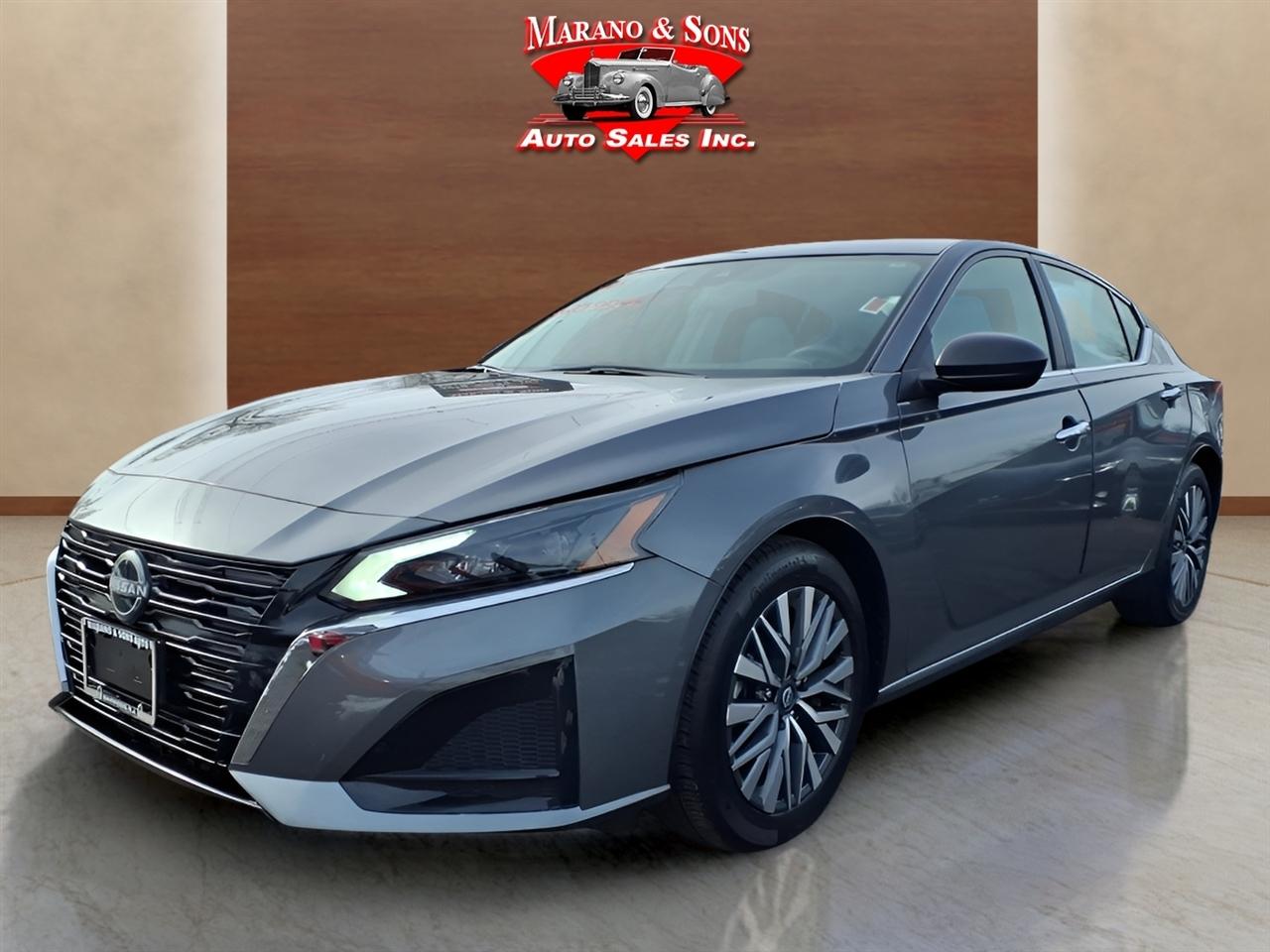 2025 Nissan Altima SV FWD