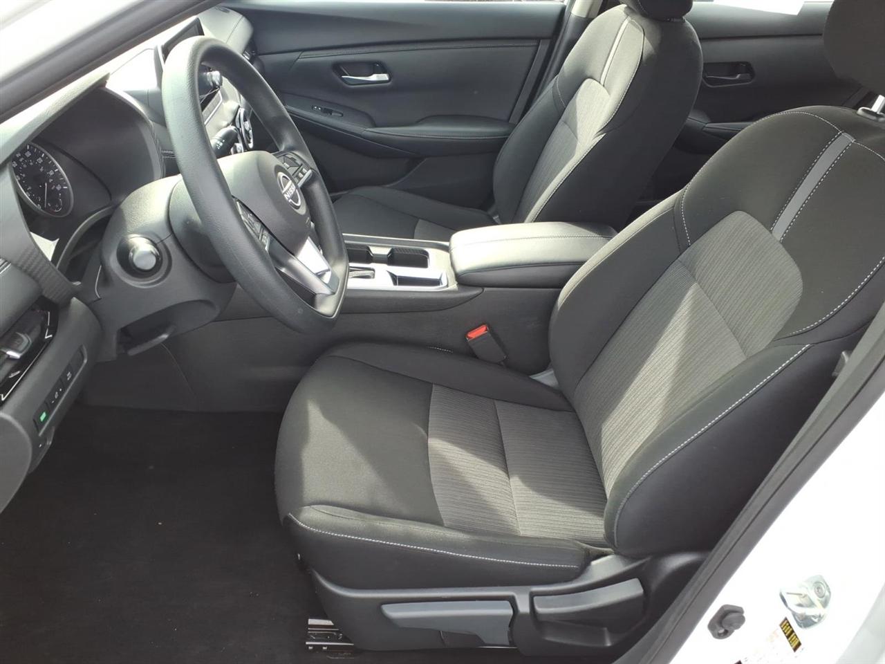 Nissan Sentra SV CVT 2025