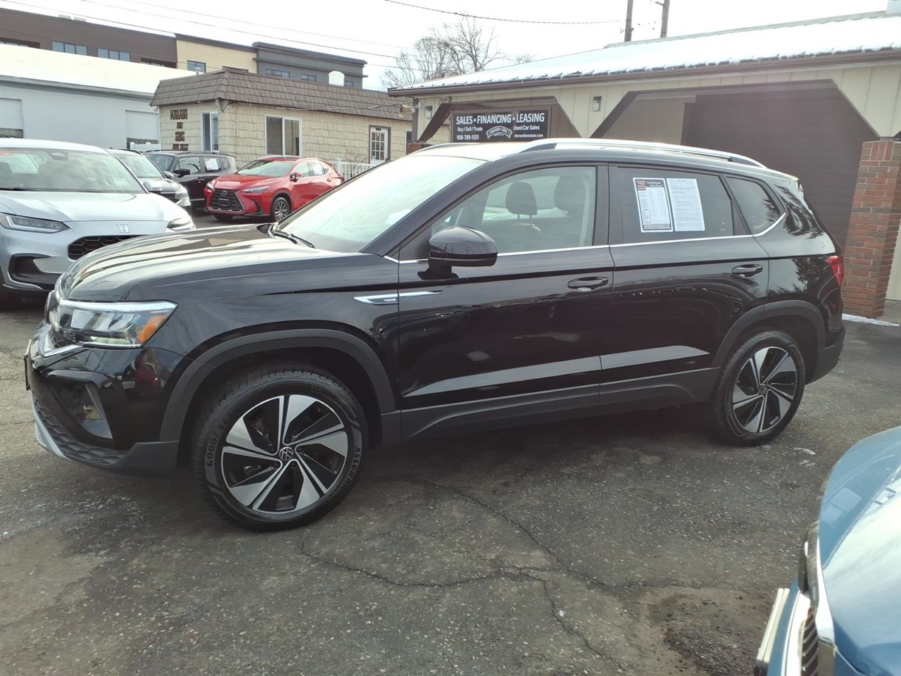 Volkswagen Taos SE 4Motion 2024