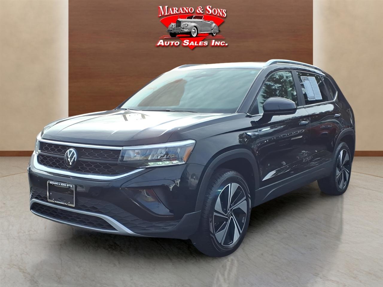 2024 Volkswagen Taos SE 4MOTION