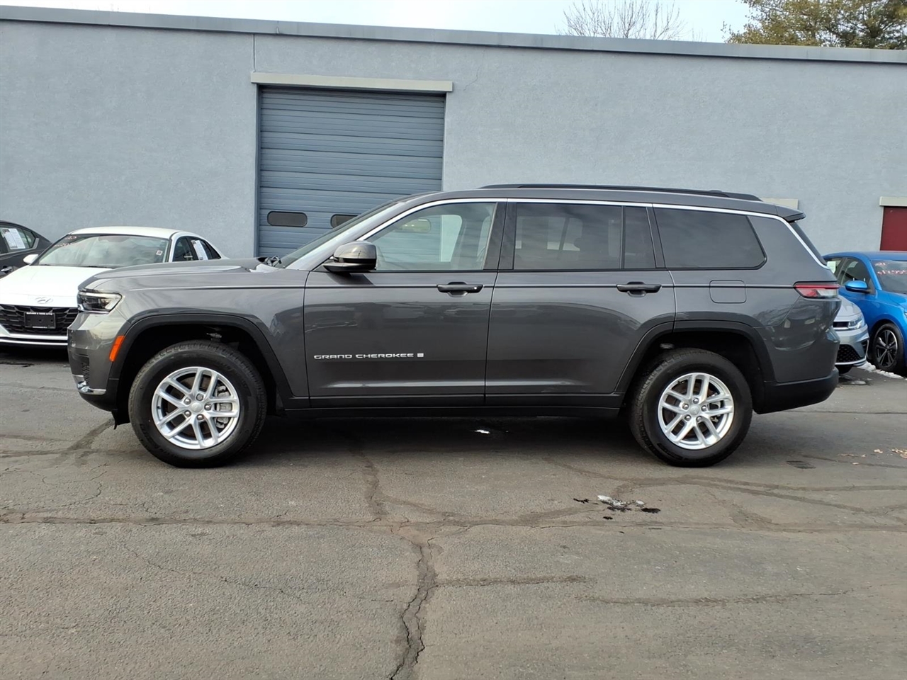 Jeep Grand Cherokee L Laredo X 4x4 2025