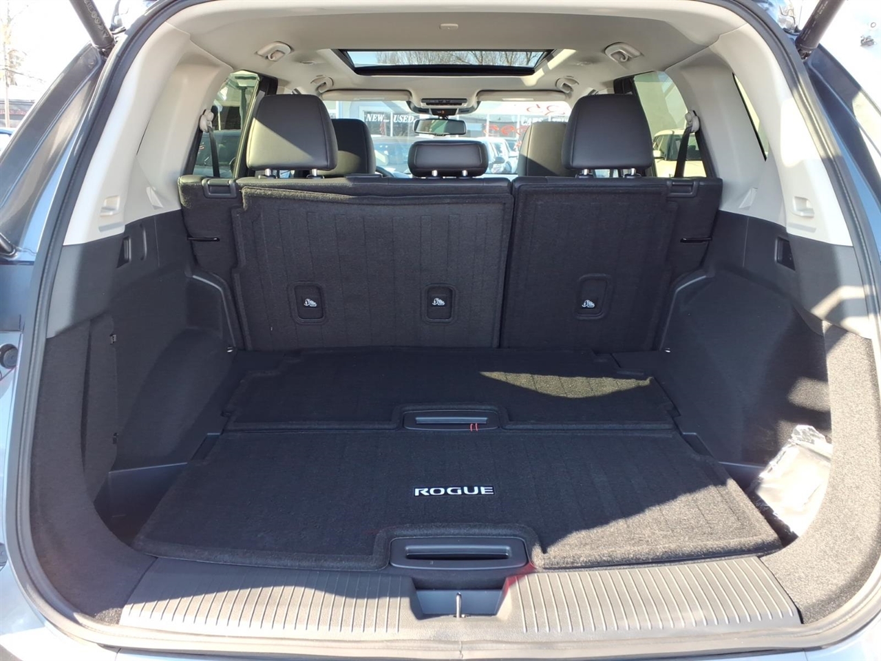 Nissan Rogue AWD Platinum 2025