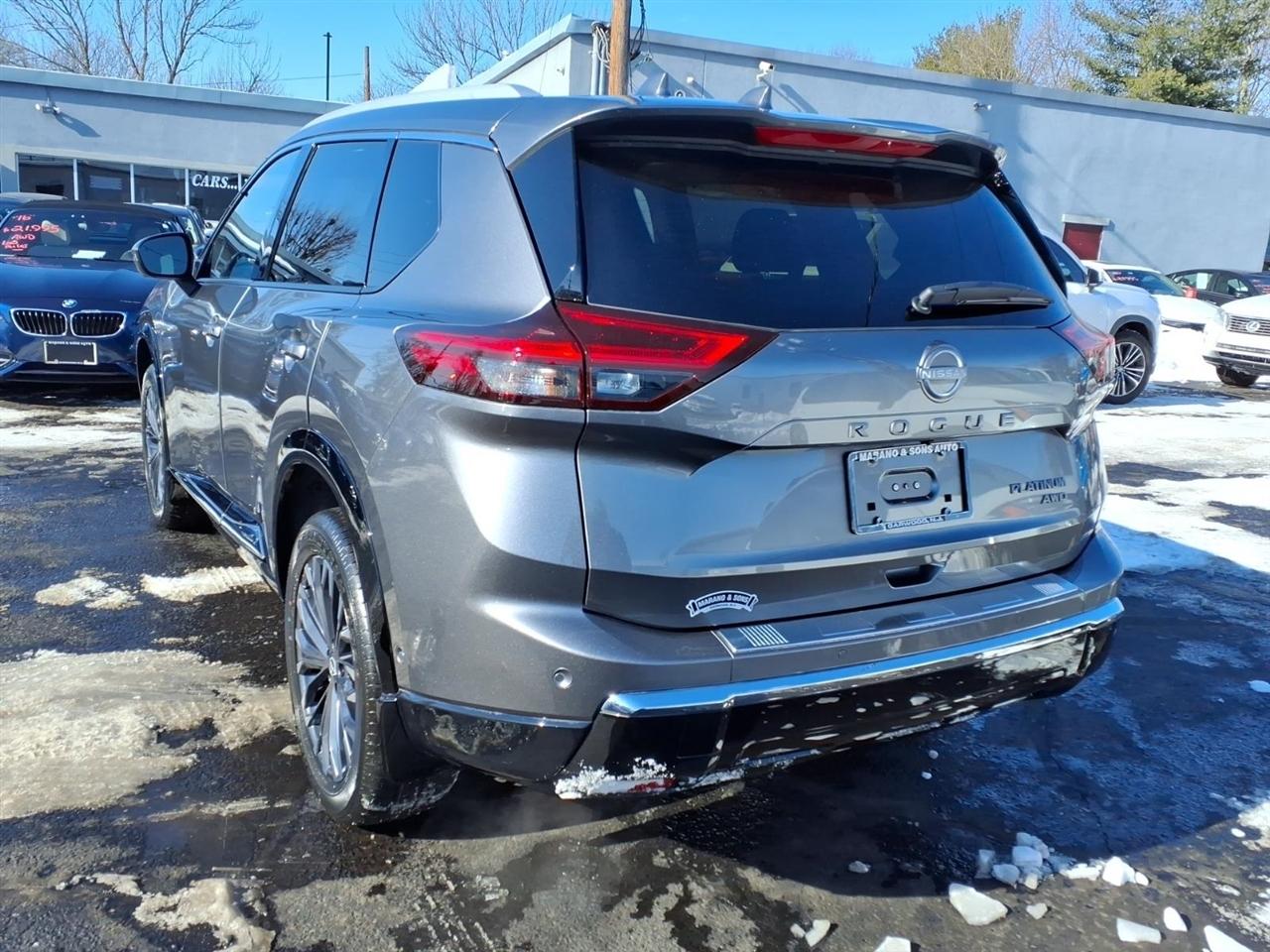 Nissan Rogue AWD Platinum 2025