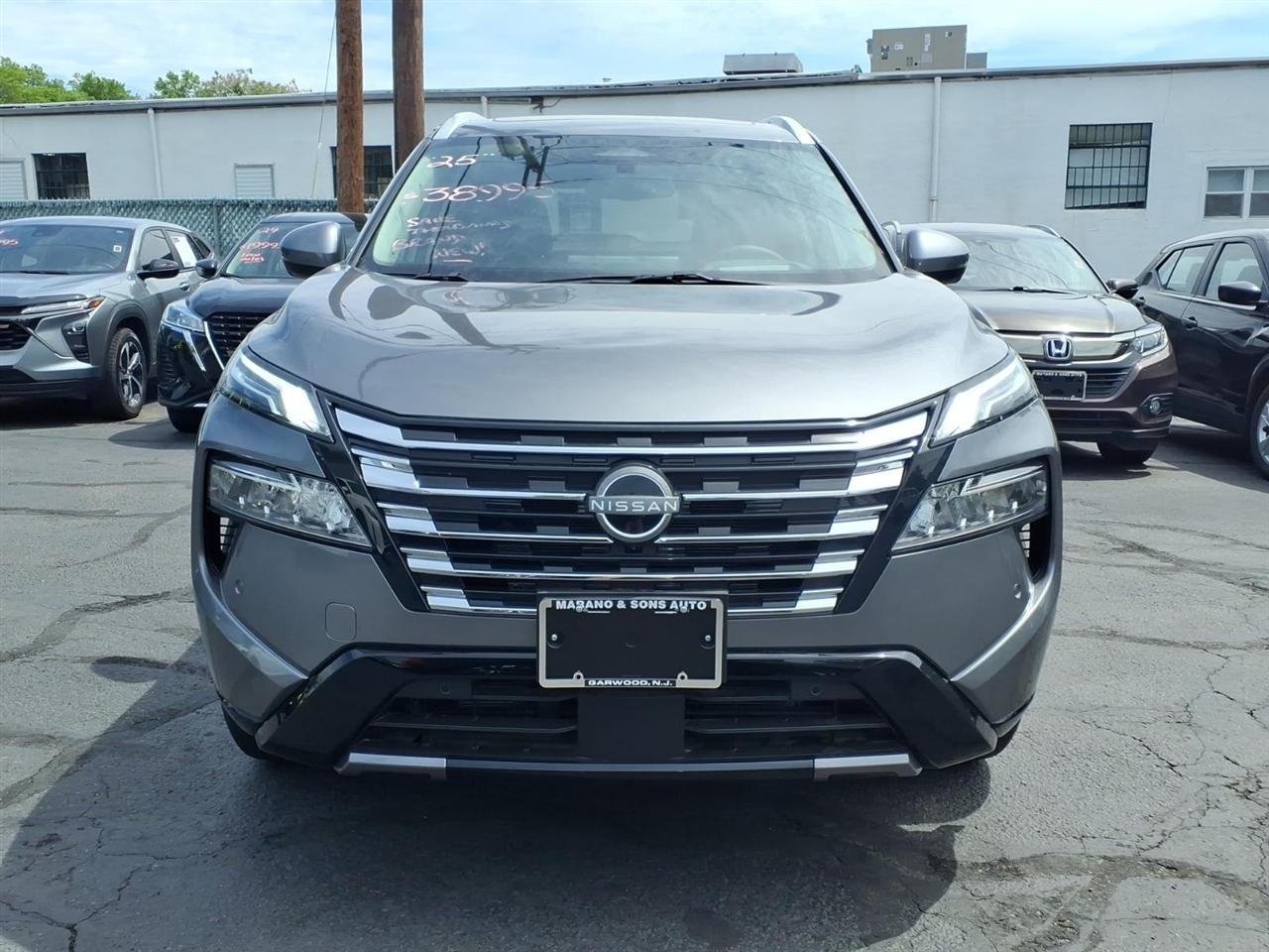 Nissan Rogue AWD Platinum 2025