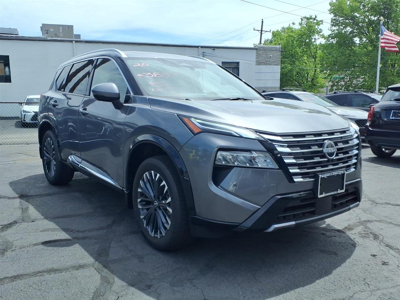 Nissan Rogue AWD Platinum 2025
