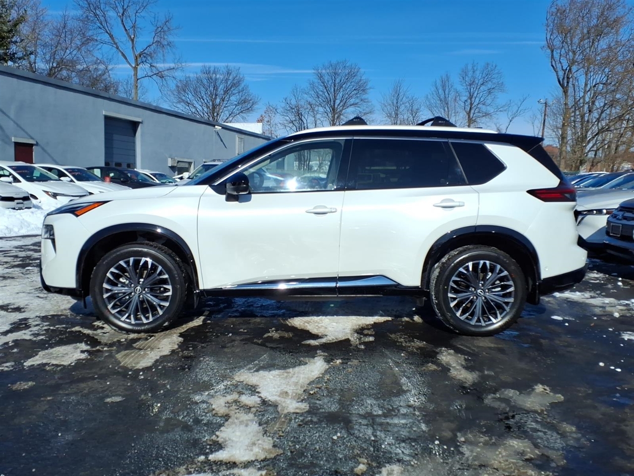 Nissan Rogue AWD Platinum 2025