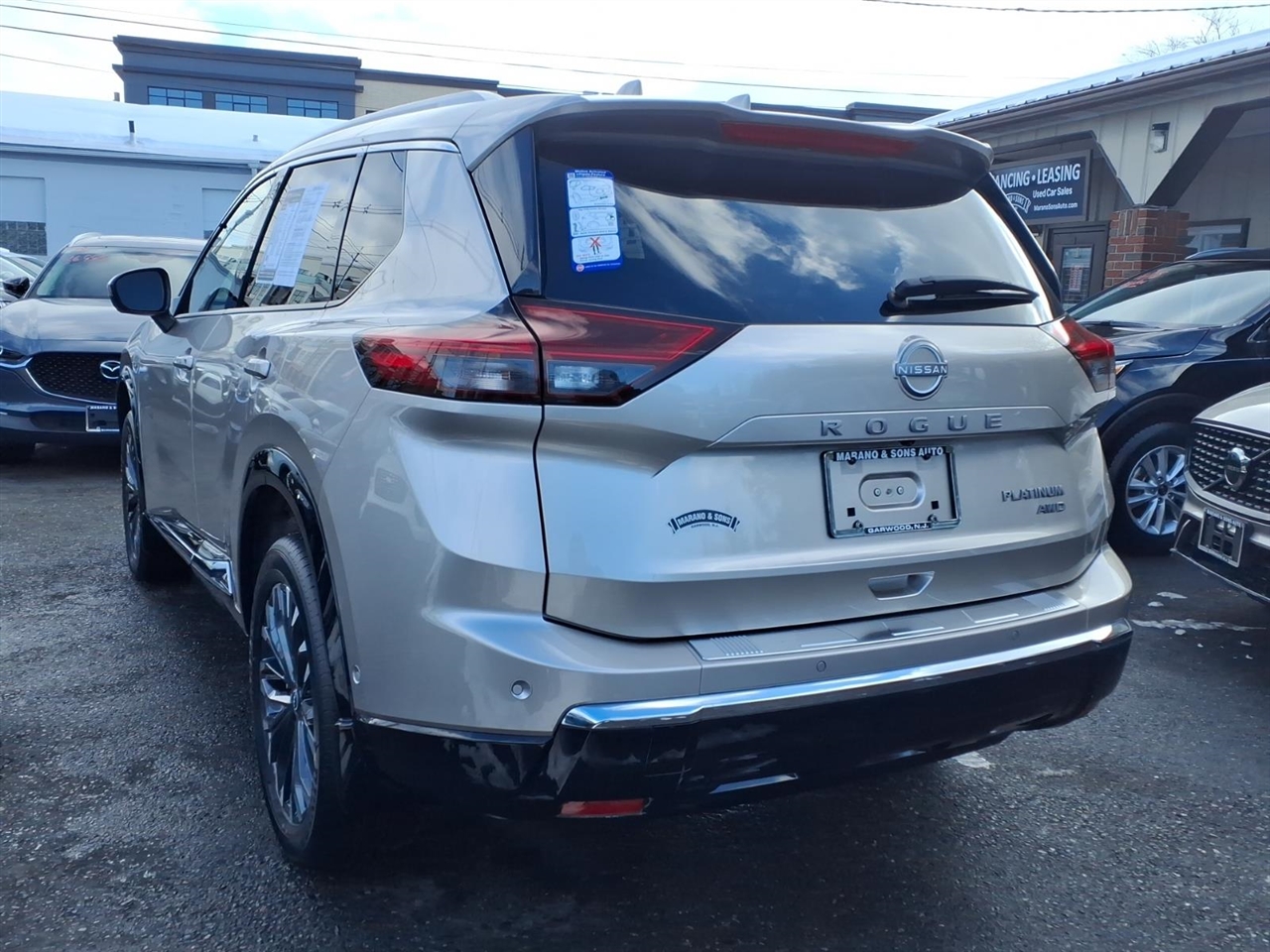 Nissan Rogue AWD Platinum 2025