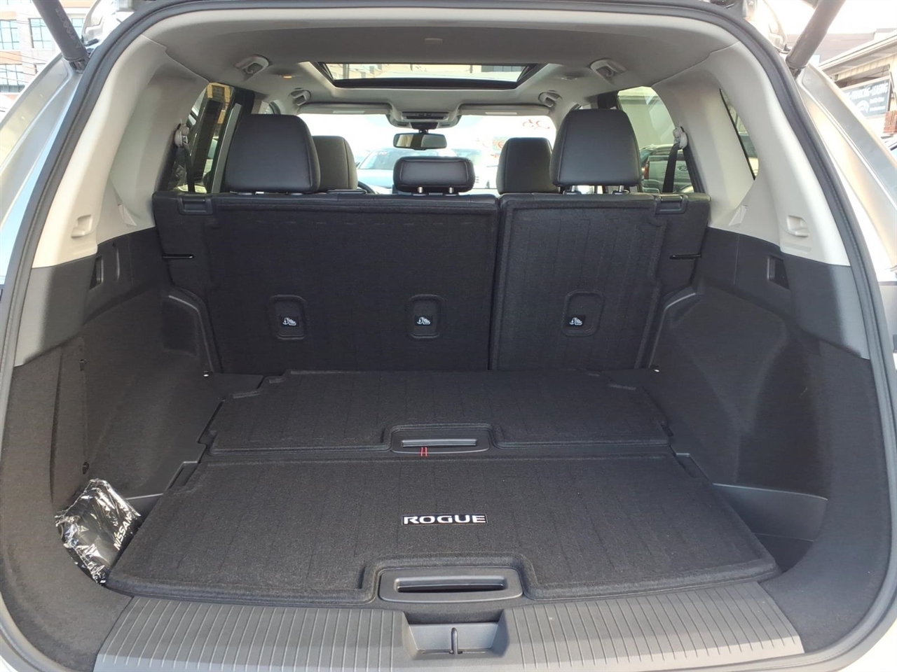 Nissan Rogue AWD Platinum 2025