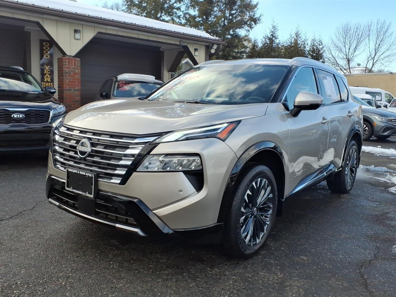 2025 Nissan Rogue AWD Platinum