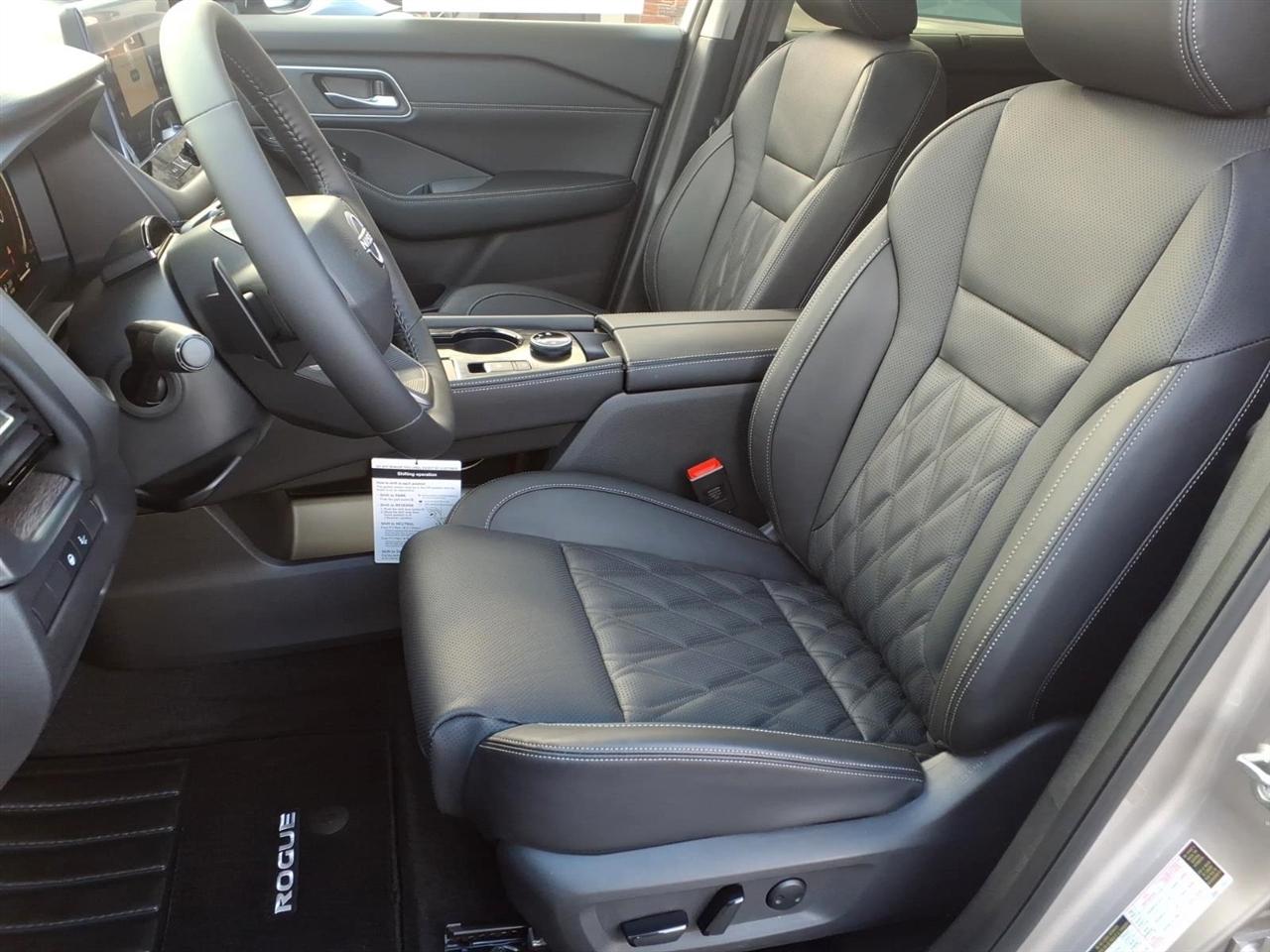 Nissan Rogue AWD Platinum 2025