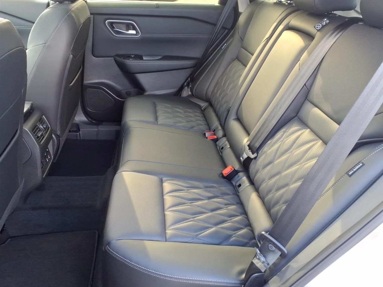 Nissan Rogue AWD Platinum 2025