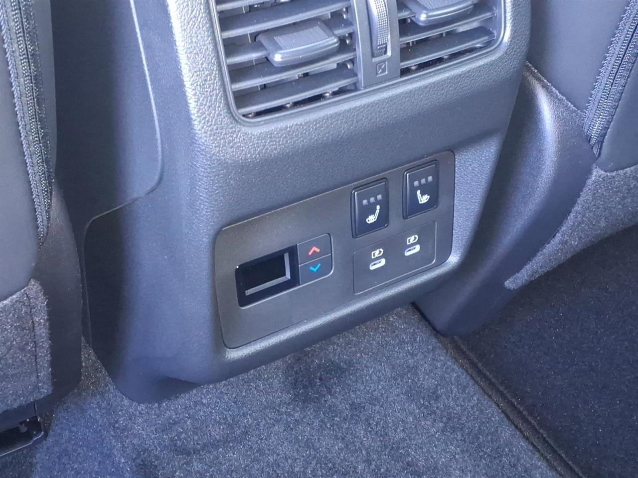 Nissan Rogue AWD Platinum 2025