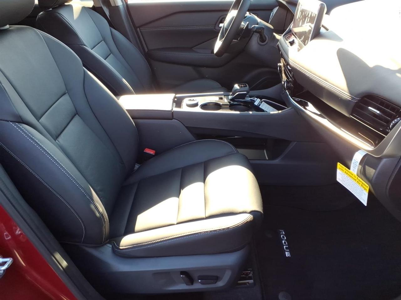 Nissan Rogue AWD SL 2025