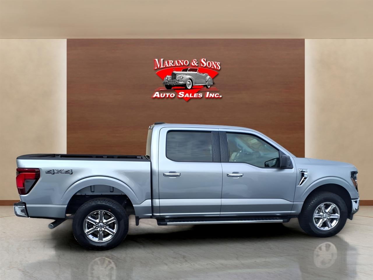 Ford F-150 XLT 4WD SuperCrew 5.5' Box 2025