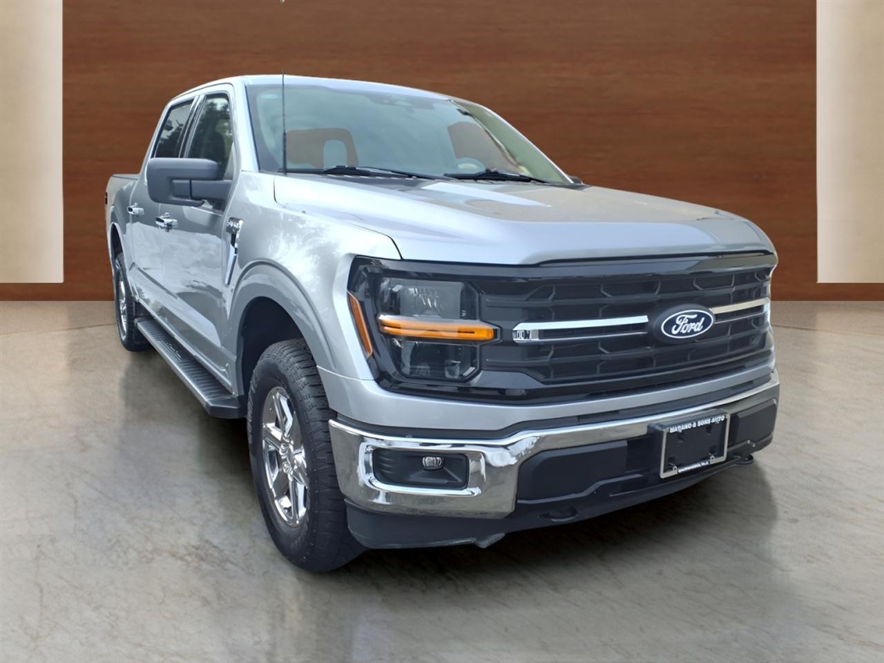 Ford F-150 XLT 4WD SuperCrew 5.5' Box 2025